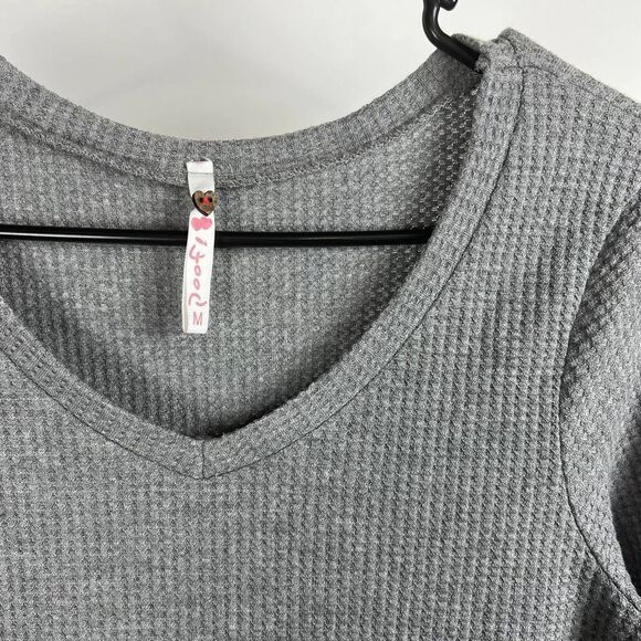 Poof Waffle Knit V-Neck Long Sleeve Med - Picture 2 of 4